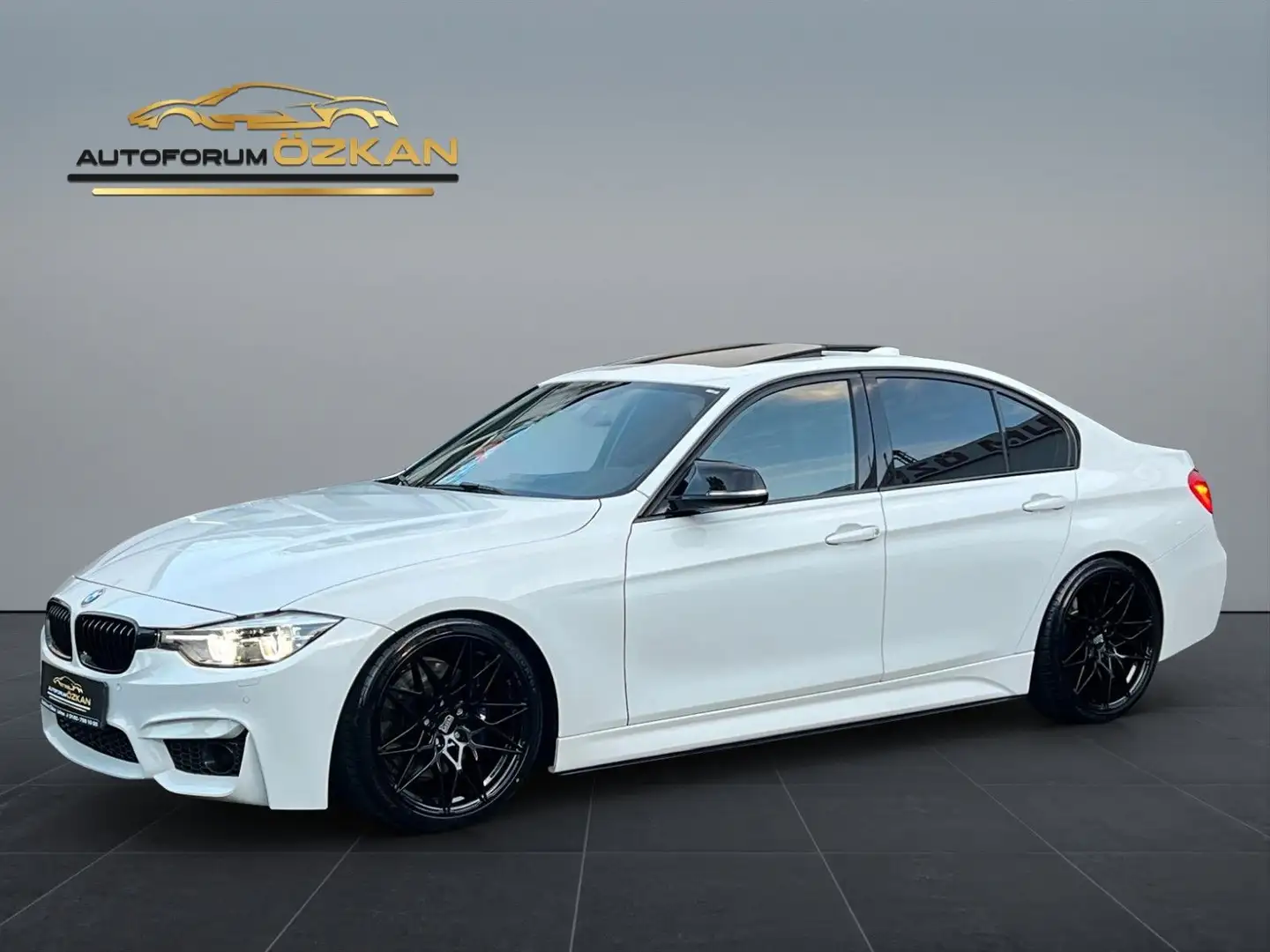 BMW 335 i Limo. M3-Look M-Sport Leder Schiebedach Weiß - 1