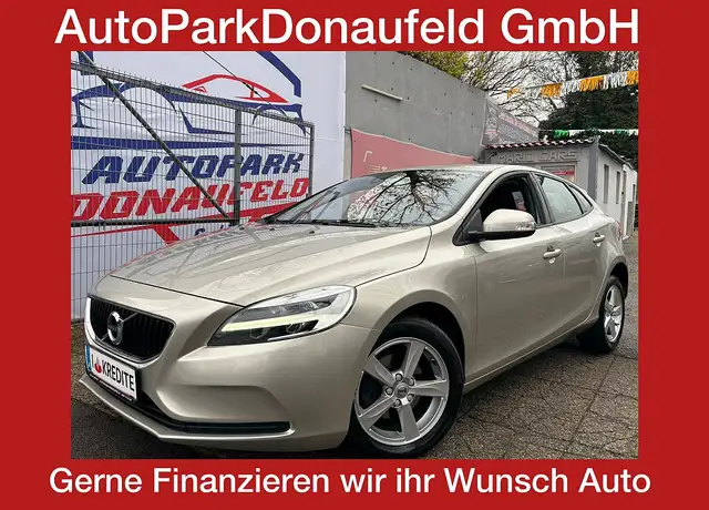 Volvo V40 D2 Kinetic /WENIG KM/Ö-BEST PREIS/GEPFLEGT