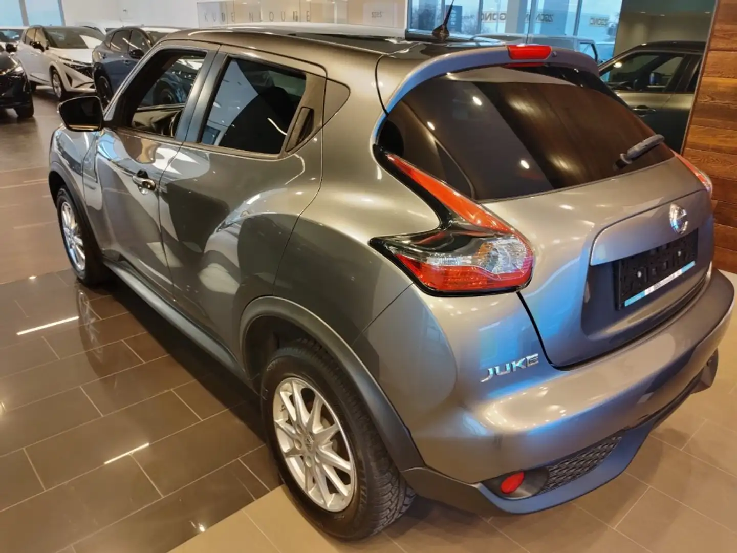 Nissan Juke ACE Silber - 2