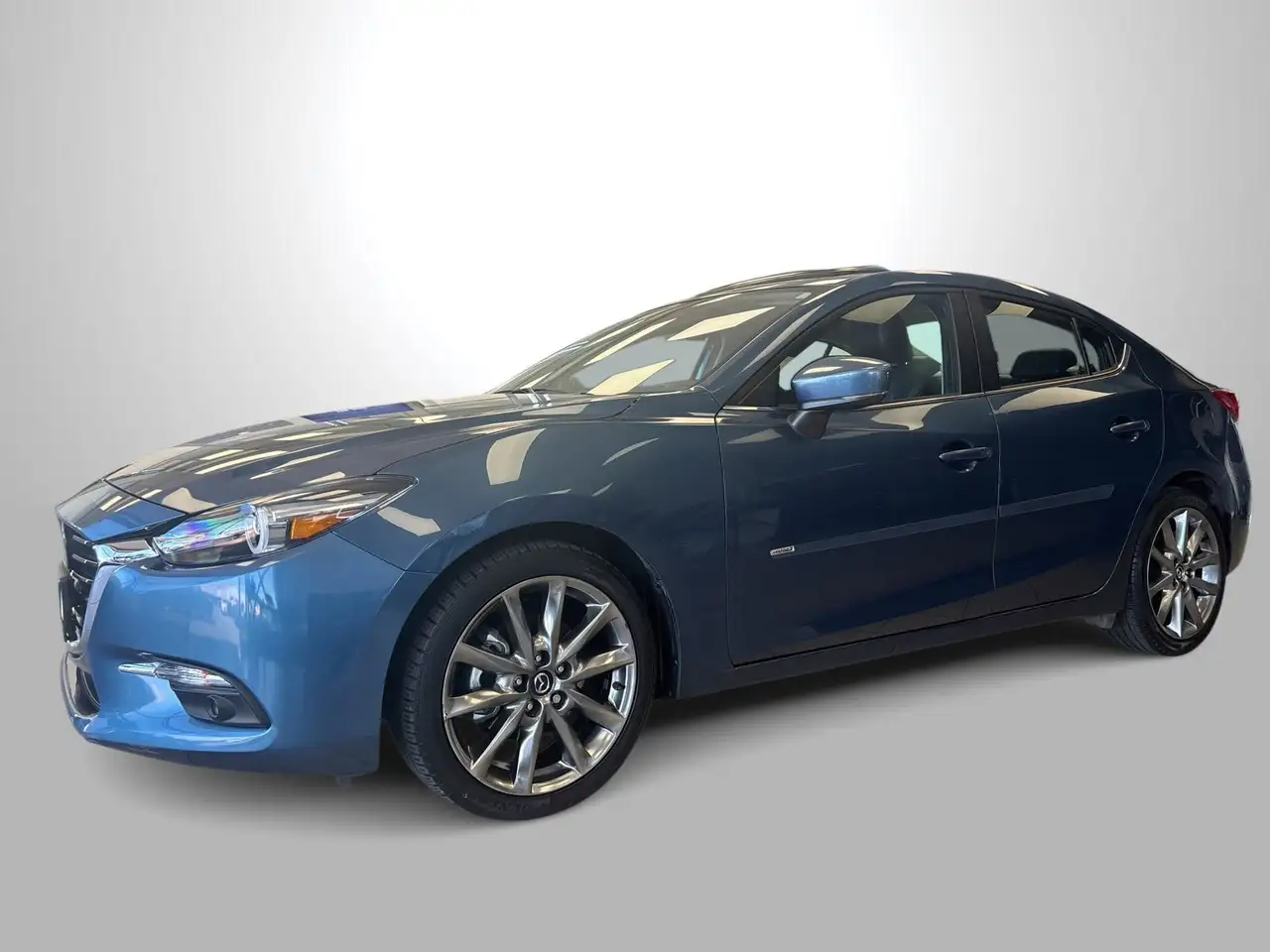 Mazda 3 снимка Mazda 3