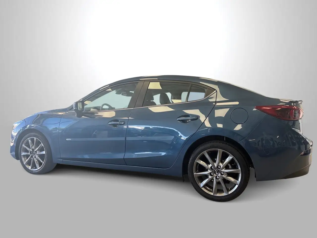 Mazda 3 снимка Mazda 3