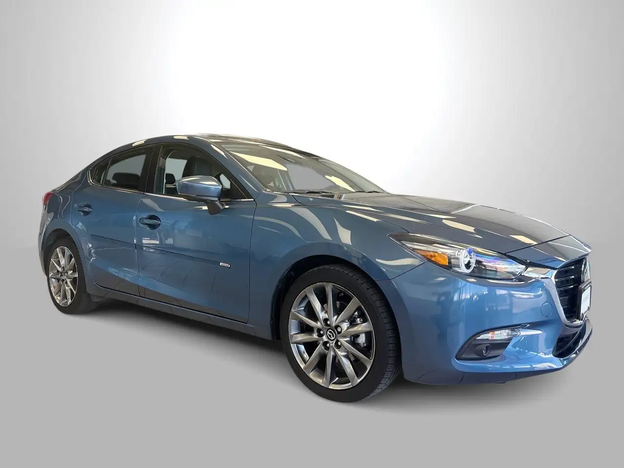Mazda 3 снимка Mazda 3