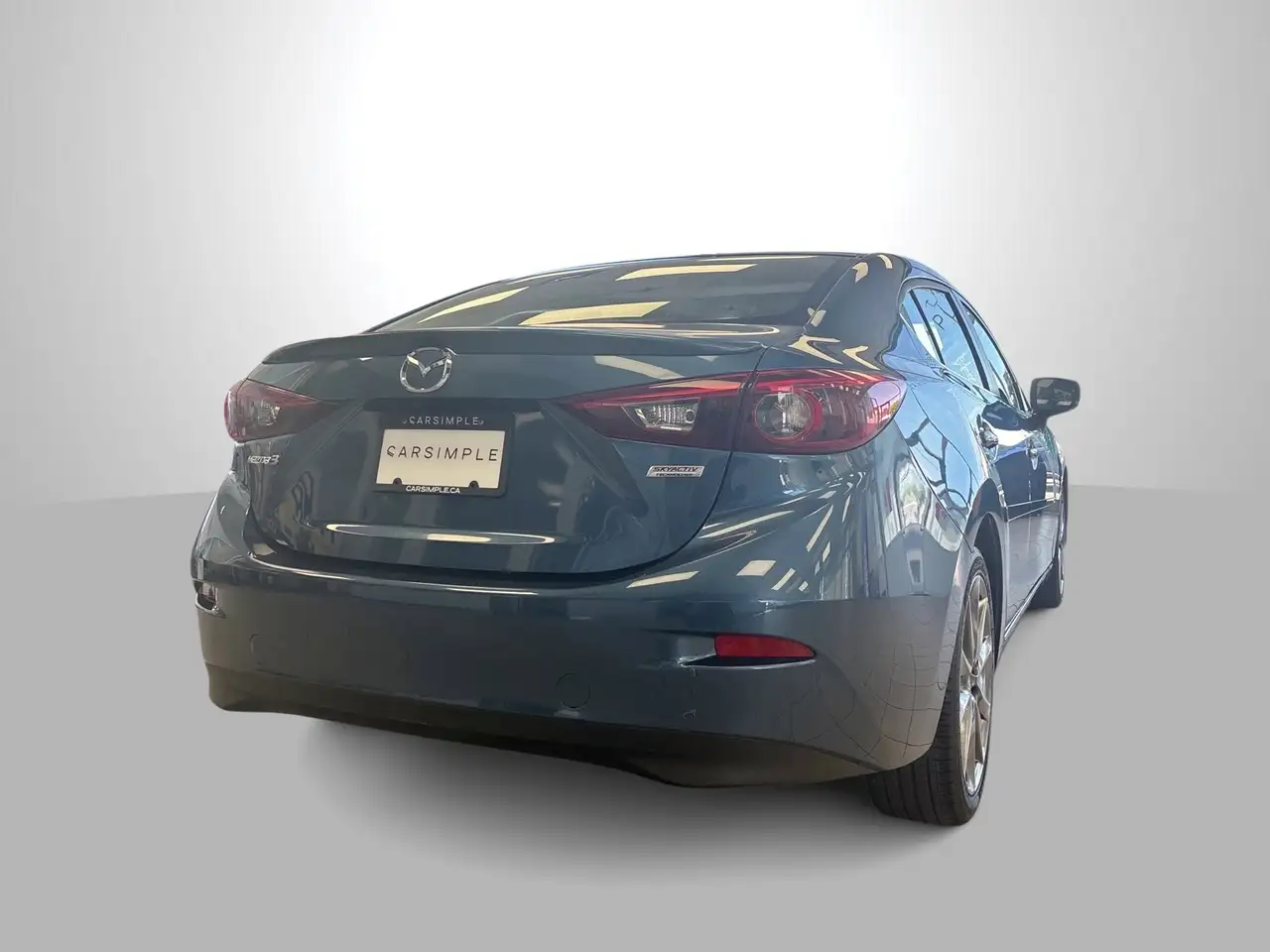 Mazda 3 снимка Mazda 3