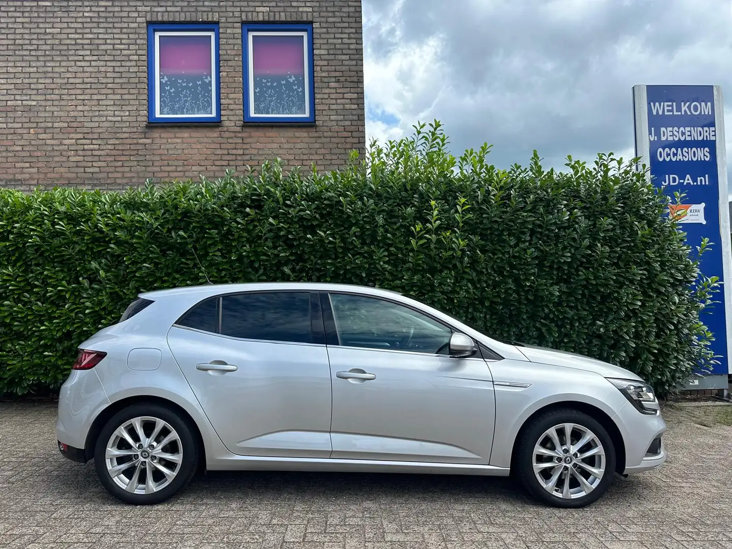 Renault Megane 1.2 TCe GT-Line Climate C, Cruise C, Navigatie, Sp Gris - 2