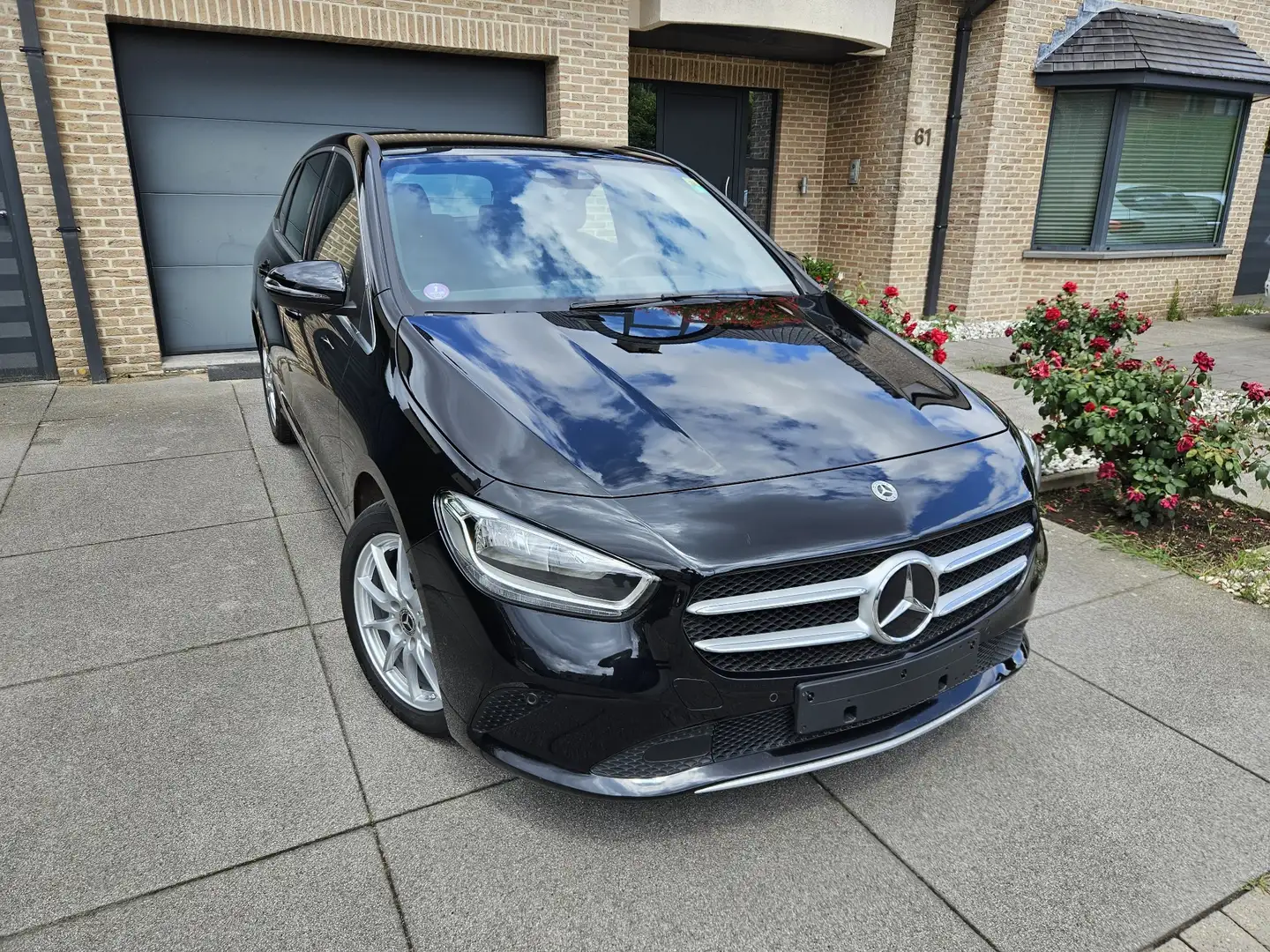 Mercedes-Benz B 180 / AUTOMAAT / NAVI / ** SUPER DEAL ** - 2