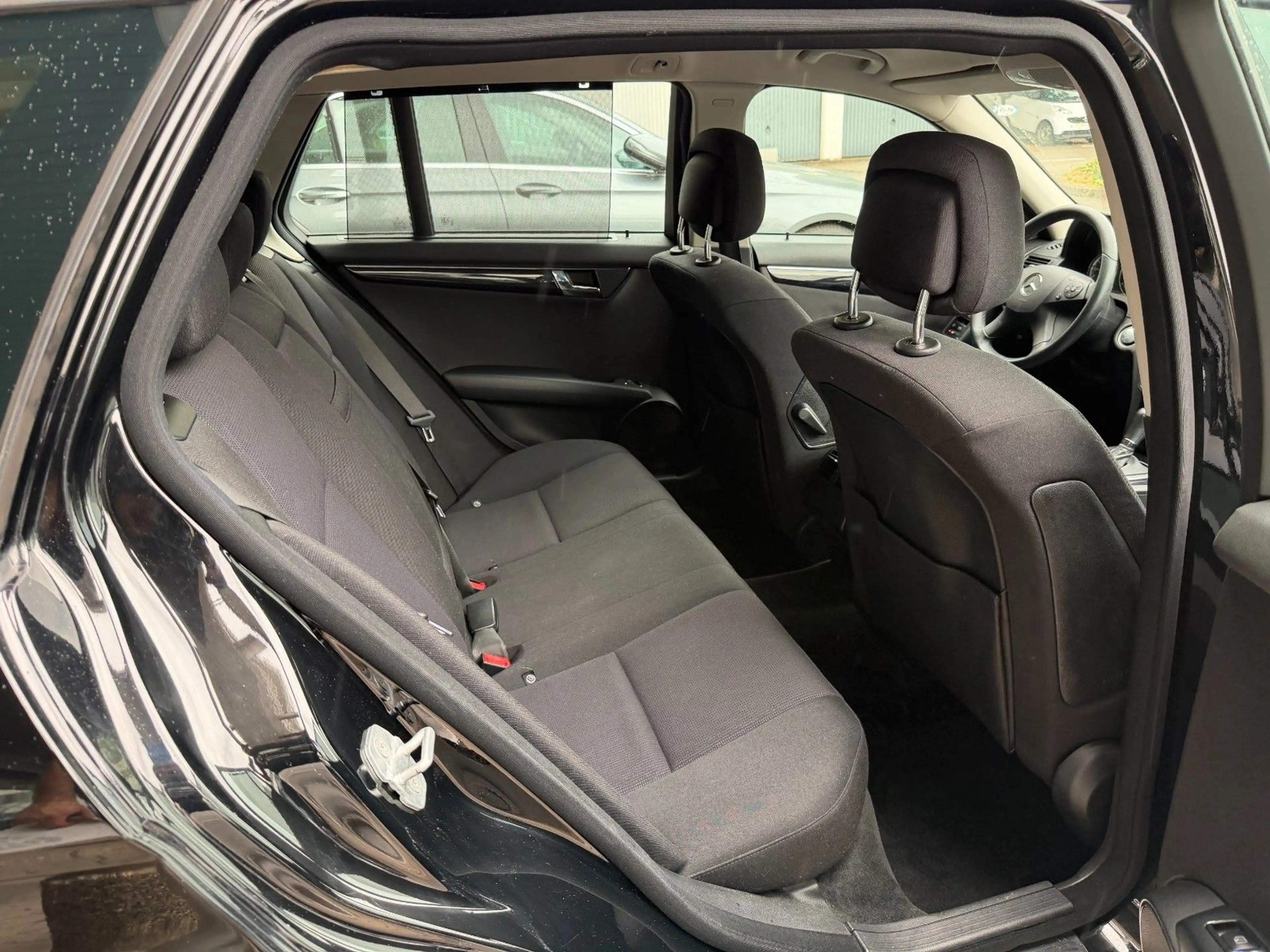 Mercedes-Benz C 250 CGI T-Modell/ Navi/Kamera/Harman&Kardon — photo 14