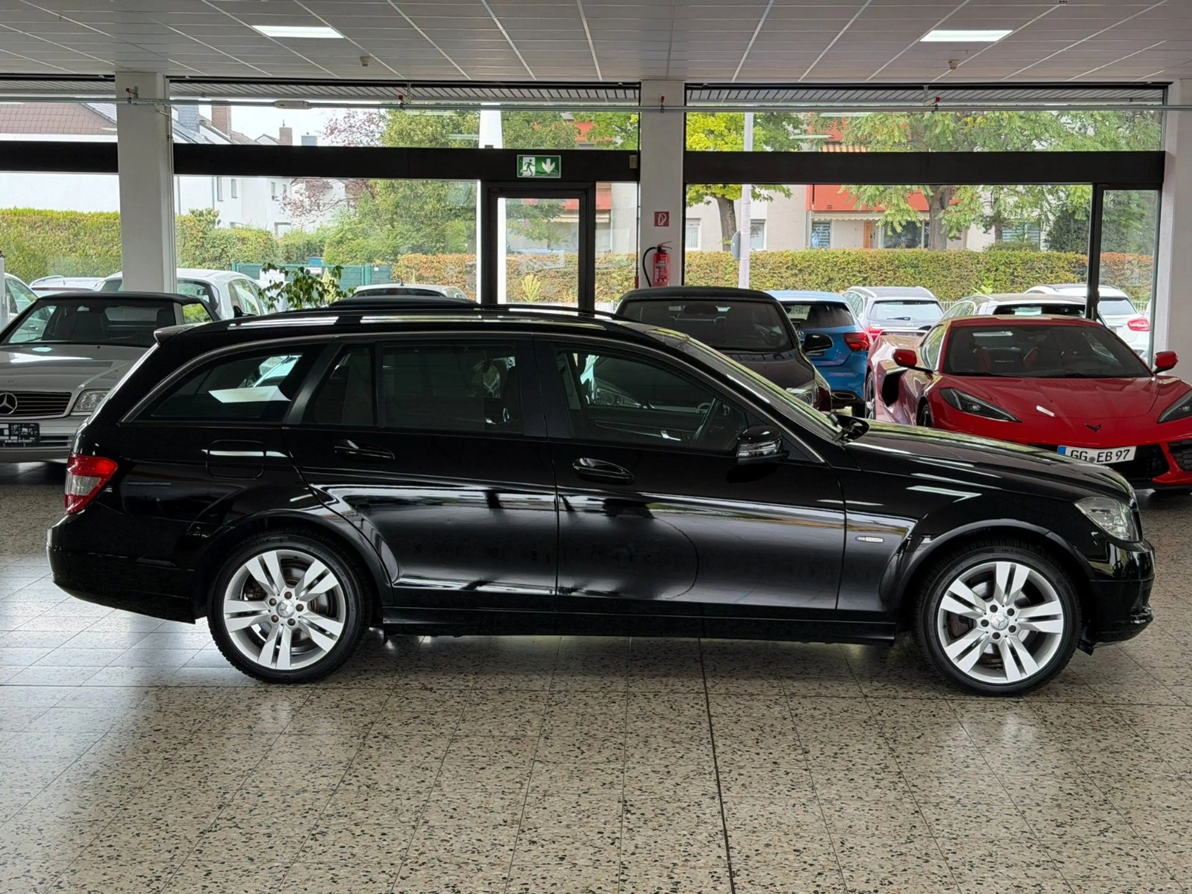 Mercedes-Benz C 250 CGI T-Modell/ Navi/Kamera/Harman&Kardon — photo 5