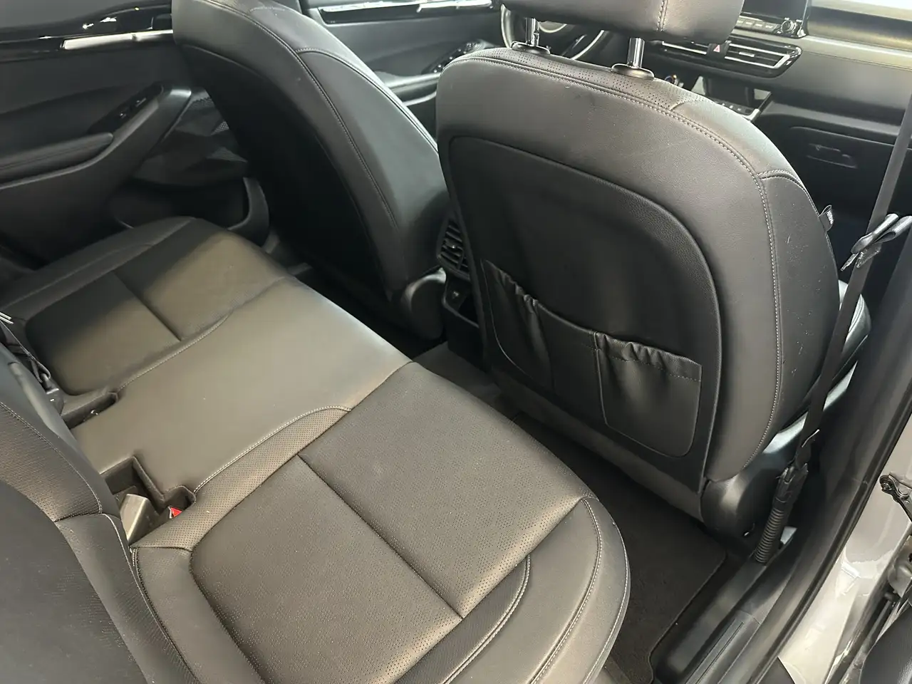 Kia Seltos снимка Kia Seltos