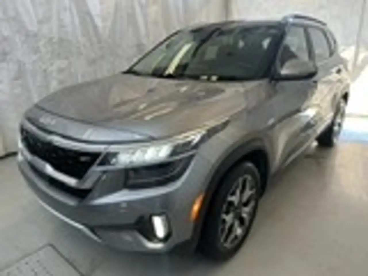 Kia Seltos снимка Kia Seltos