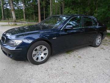740i
