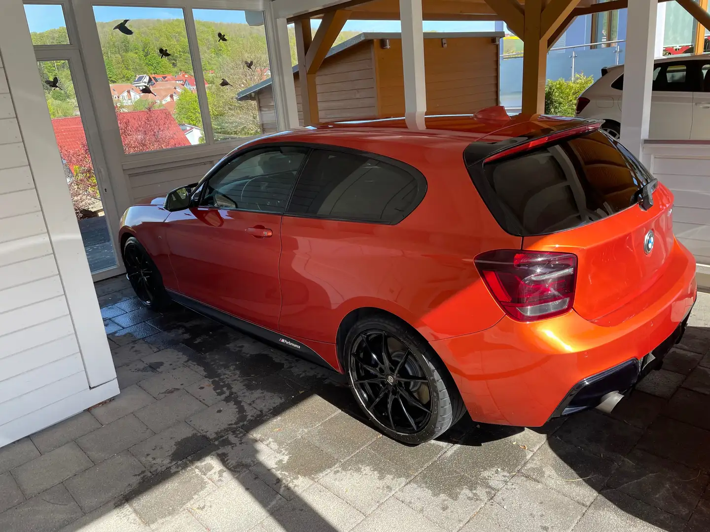 BMW 135 M135i Sport-Aut. Pomarańczowy - 1