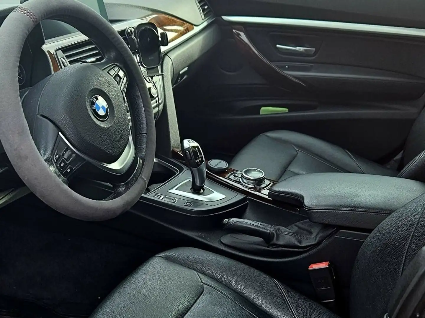 BMW 320 Diesel Gt XDrive Aut. Luxury Line Negro - 2