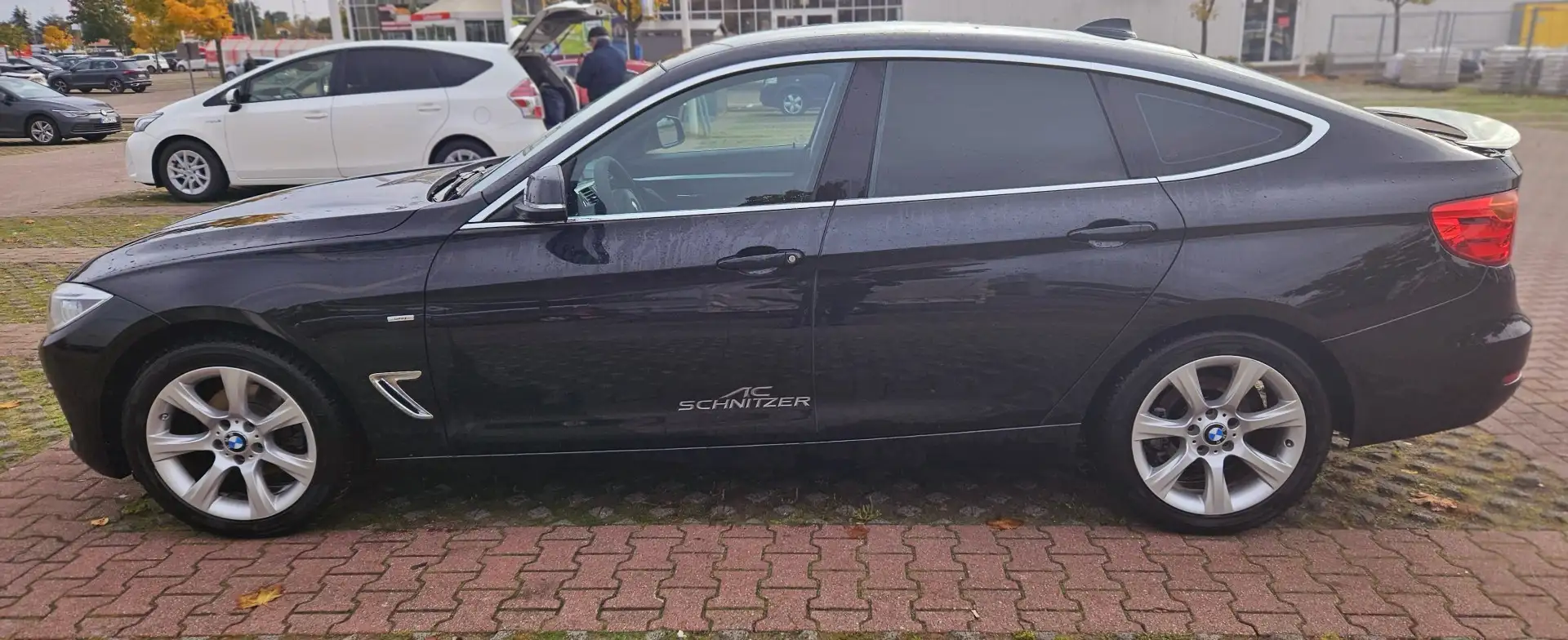 BMW 320 Diesel Gt XDrive Aut. Luxury Line Negro - 1