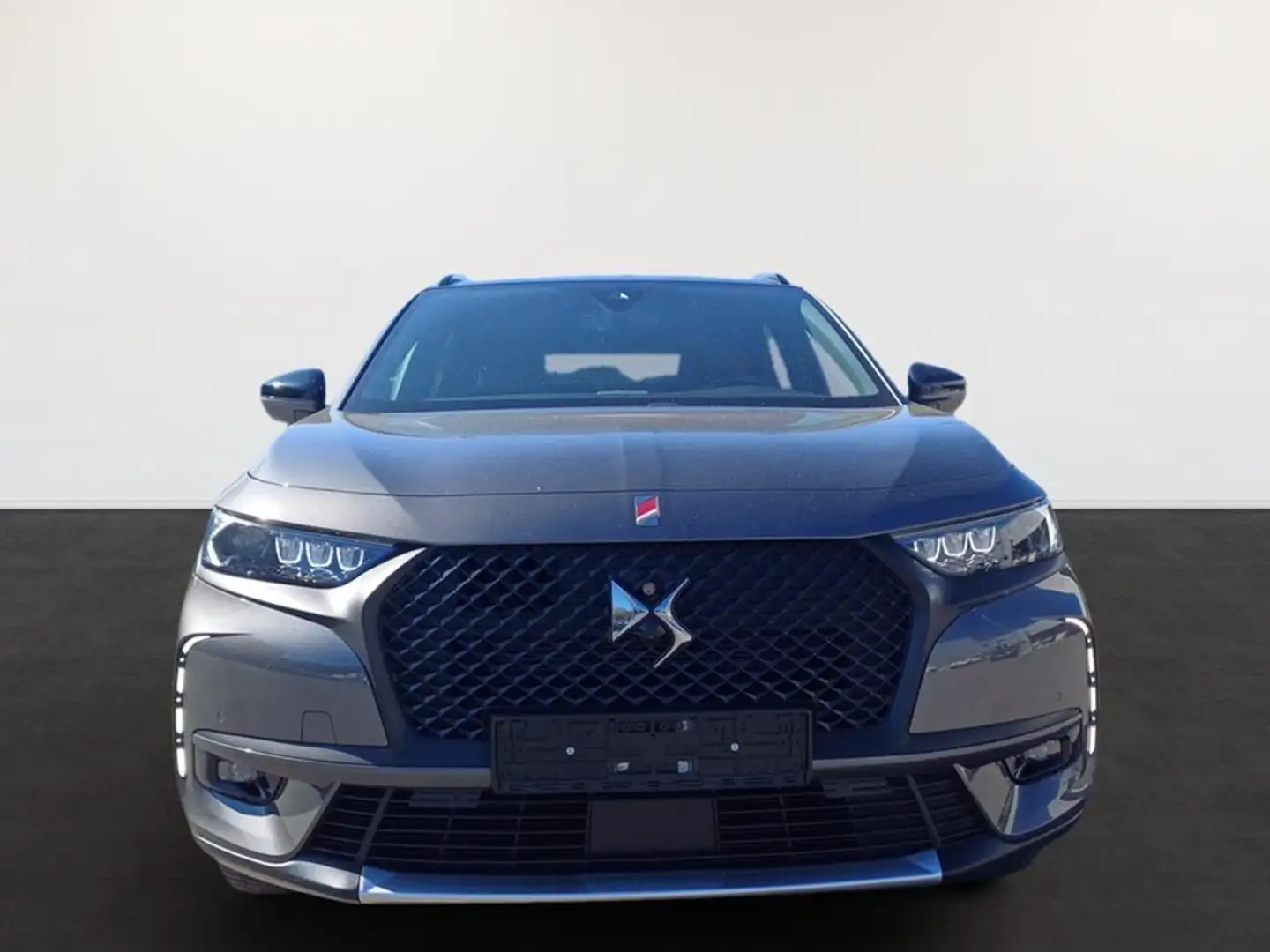DS Automobiles DS 7 Crossback PureTech 180 Performance Line+ Grau - 2