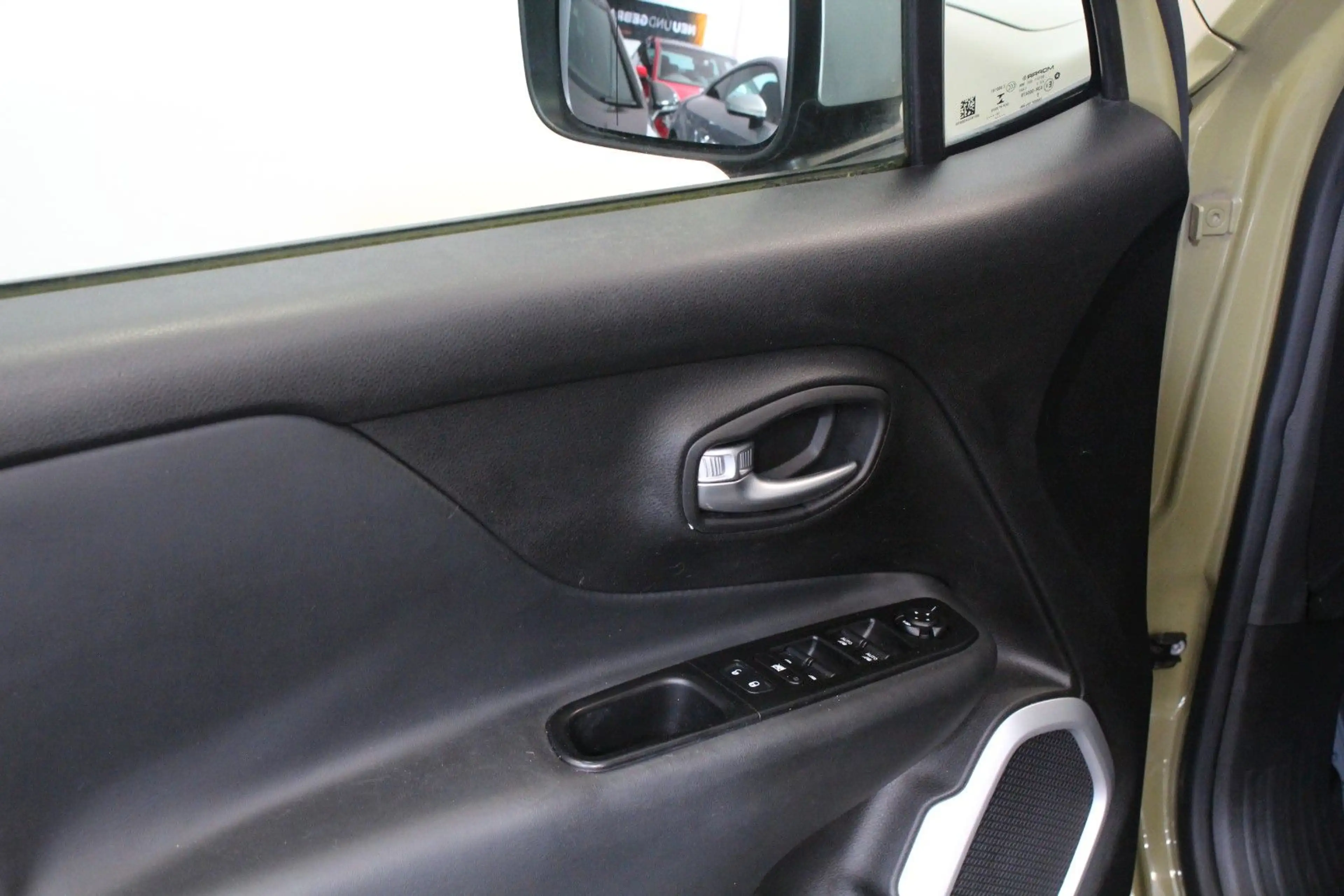 Jeep Renegade Limited FWD*Leder*Tempomat*Bluetooth* — photo 29