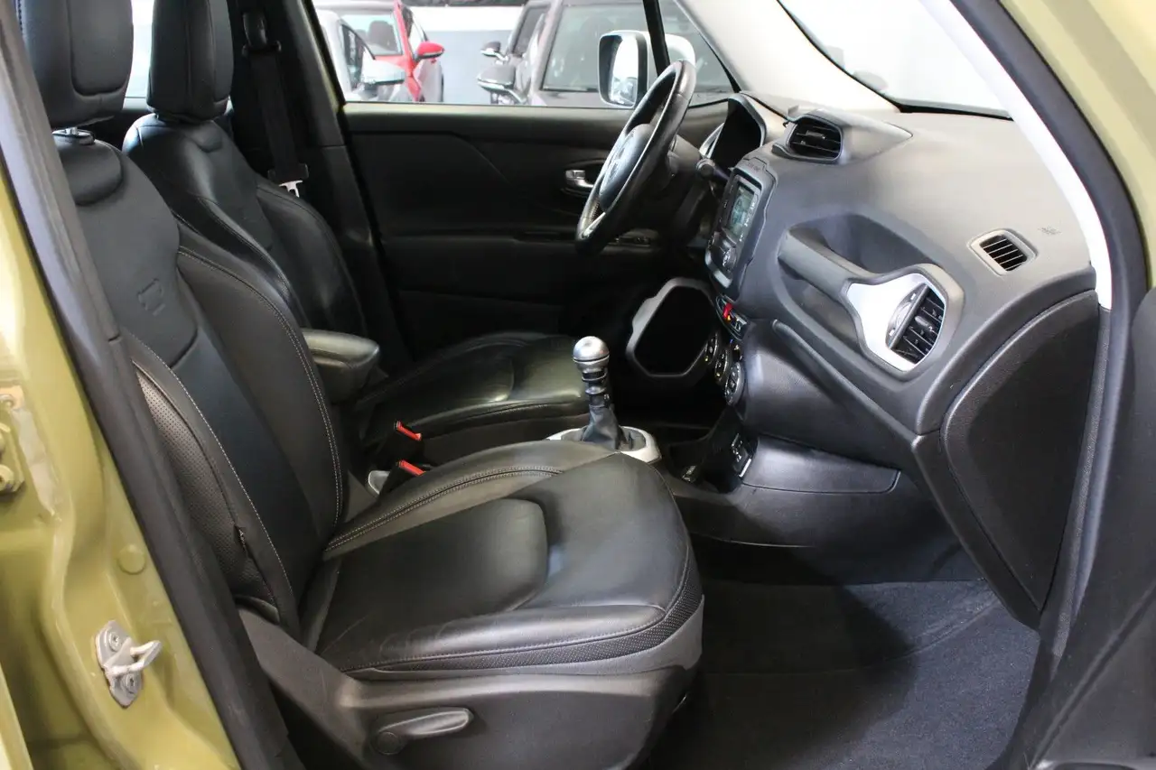 JEEP RENEGADE 140 ch - SELLERIE CUIR - VOLANT EN CUIR