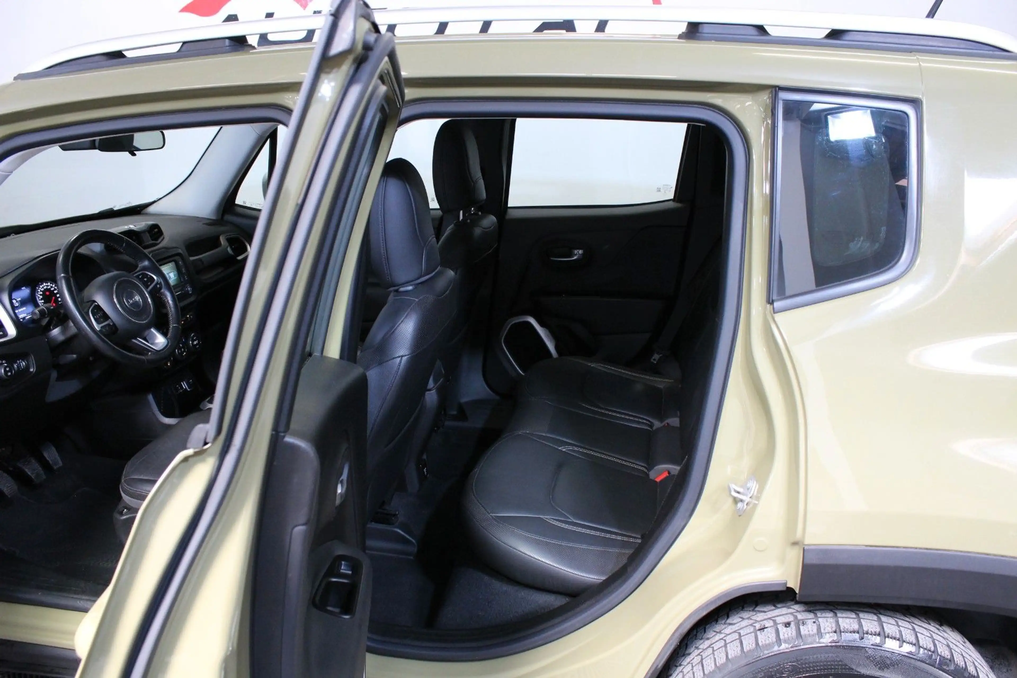 Jeep Renegade Limited FWD*Leder*Tempomat*Bluetooth* — photo 33