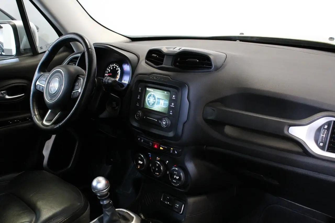JEEP RENEGADE 140 ch - SELLERIE CUIR - VOLANT EN CUIR