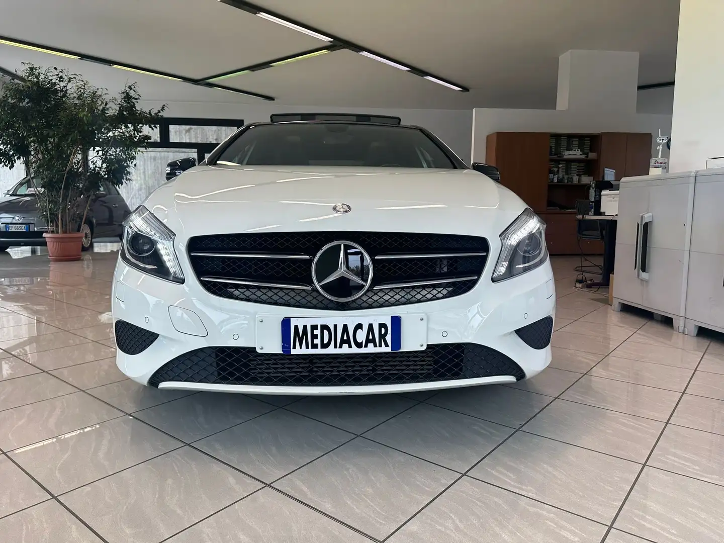 Mercedes-Benz A 180 Sport Bianco - 2