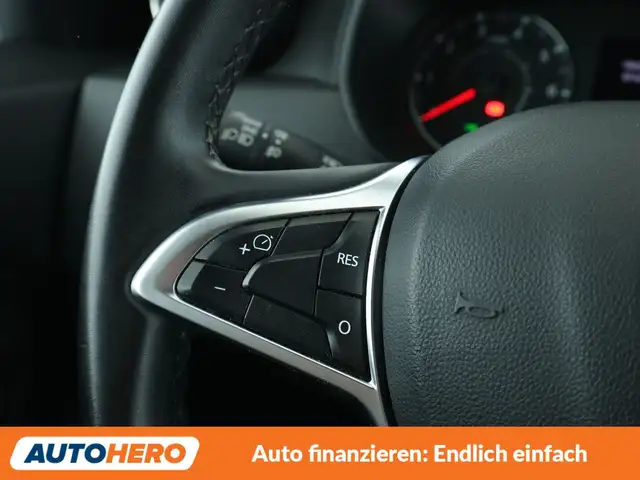 Dacia Duster view 28