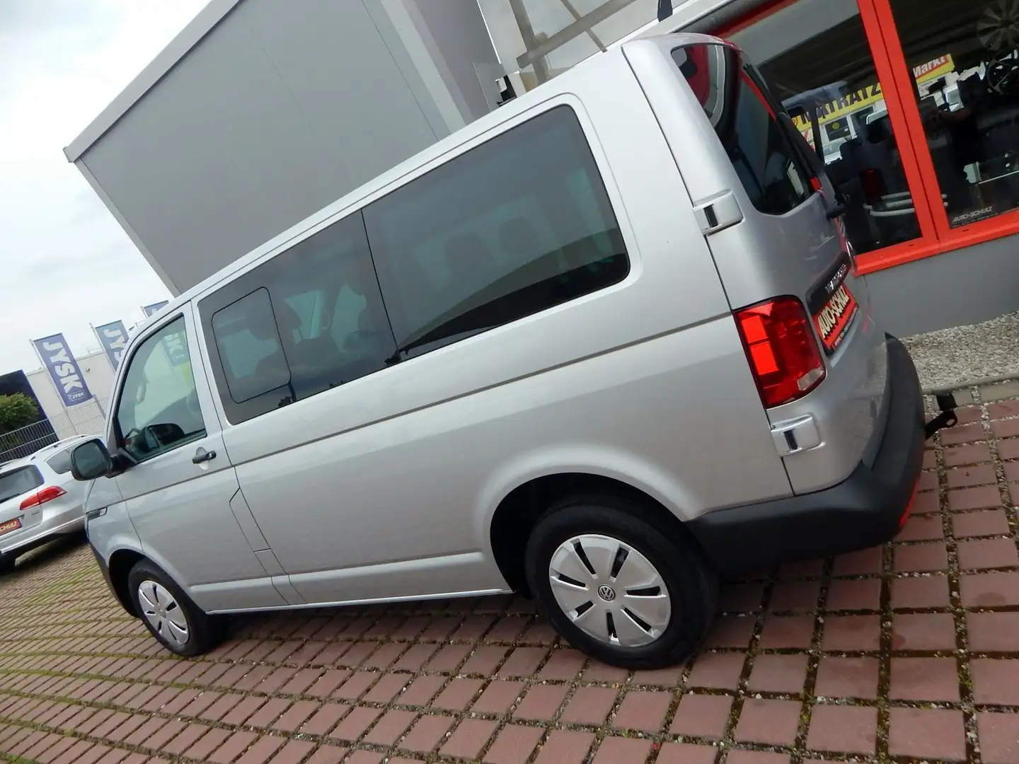 Volkswagen T6 Kombi T6.1 Kombi 5-SITZER SITZHEIZG. PDC AHZV Šedá - 2