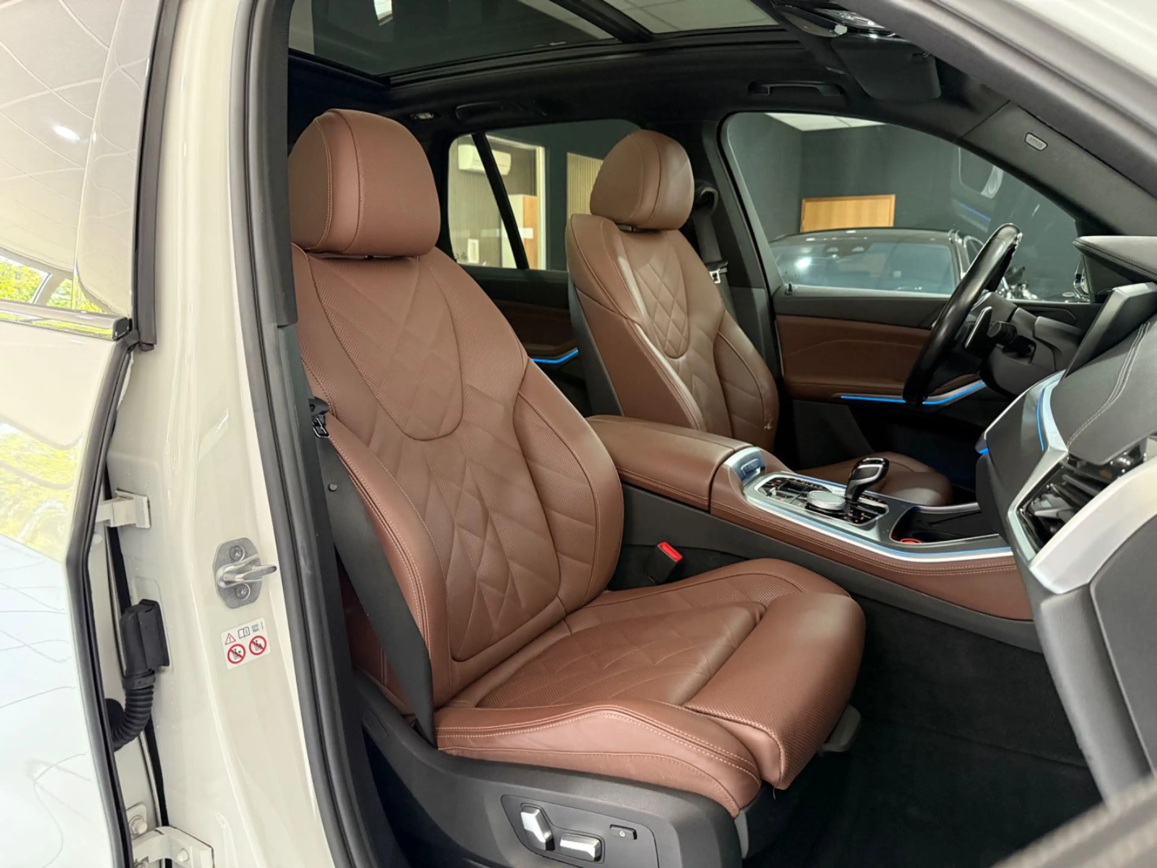 BMW X5 xDrive 45e*M-PAKET*PANO*ACC*LUFT*LASER*HEADUP — photo 10