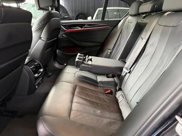 BMW 530 M-SPORT,SCHIEBEDACH,AHK,HuD,LASER,AMBIENTE,VIRTUA Ansicht 16
