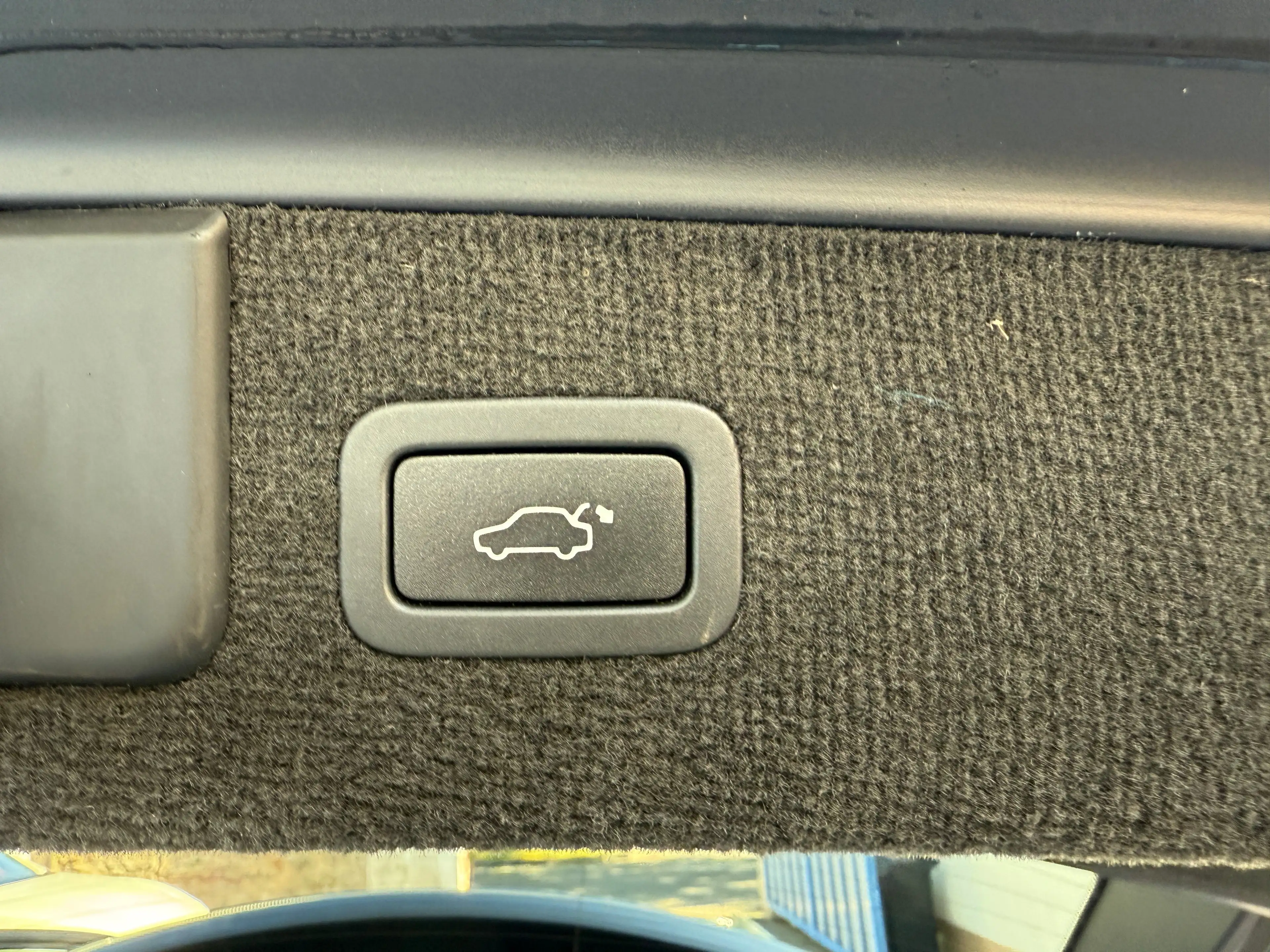 Jaguar XF Sportbrake 2.2 Automatik Kamera/Leder/Navi/2. — photo 14
