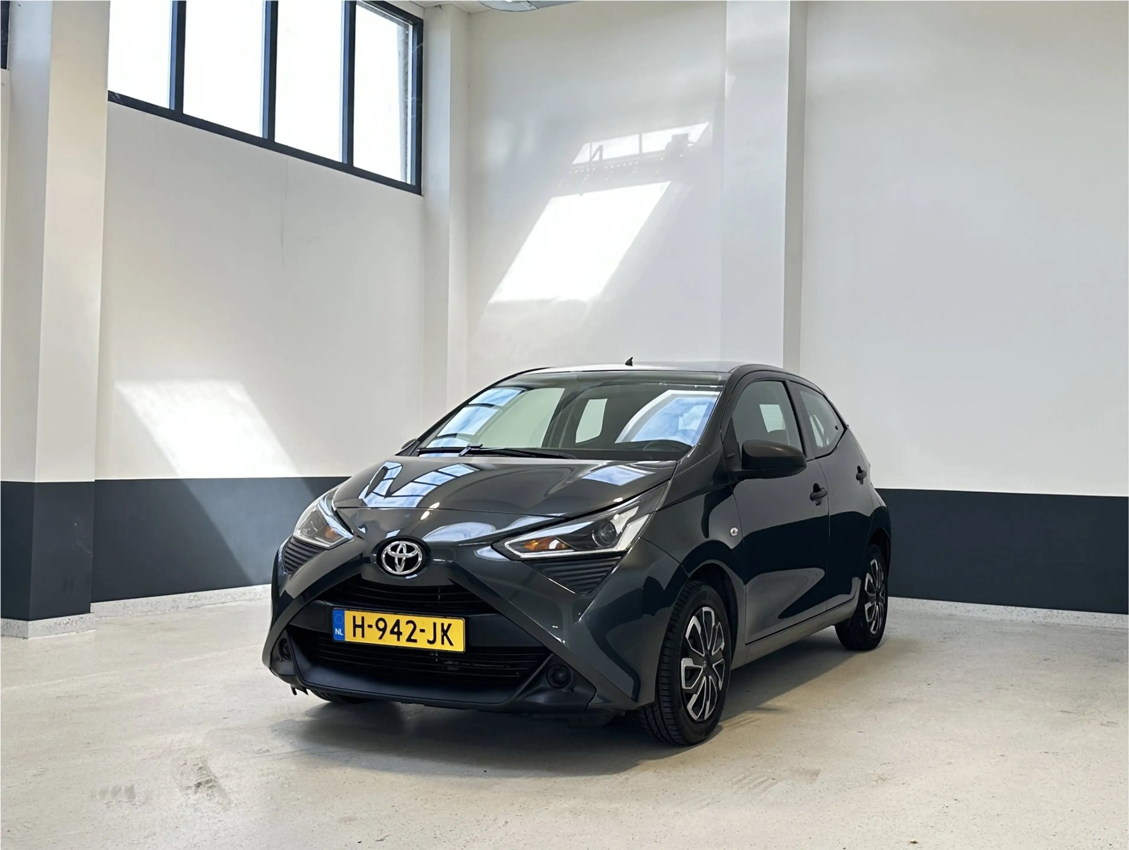 Toyota Aygo 1.0 VVT-i x-fun| NL| 1 Eig | Airco| C.V | Bluetoot — photo 2