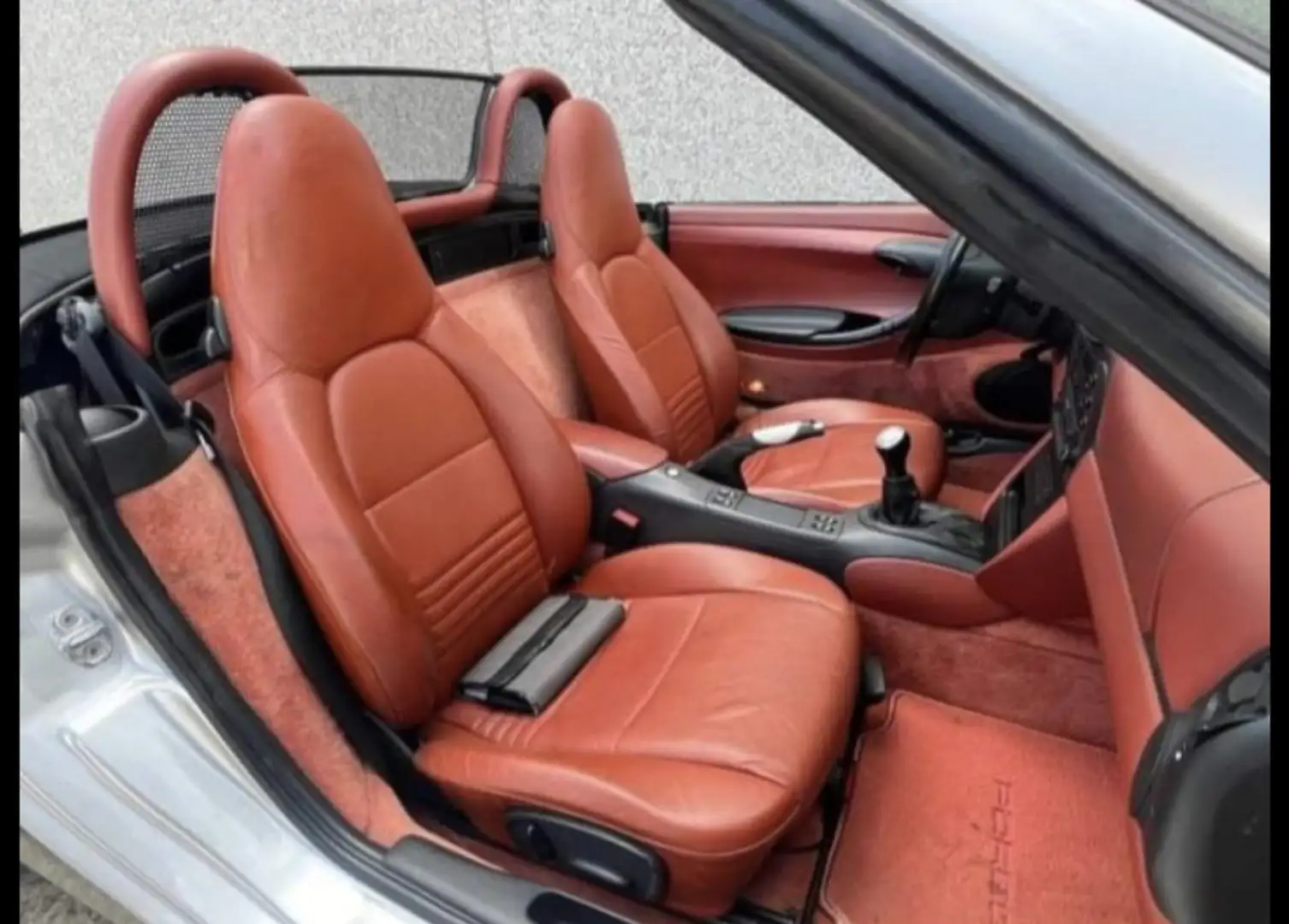 Porsche Boxster 986 - 1