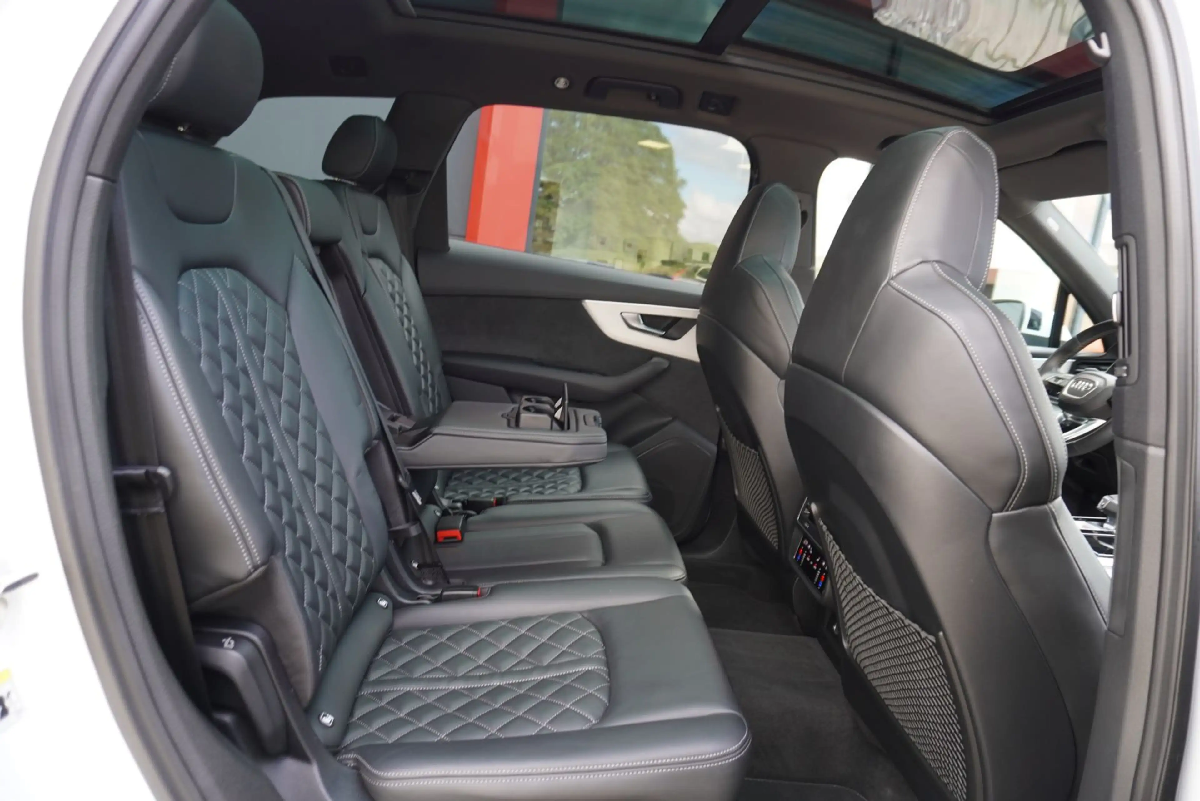Audi SQ7 4.0 TDI/Pano/S-Sitze/22Zoll/Standhzg/Laser/ — photo 11