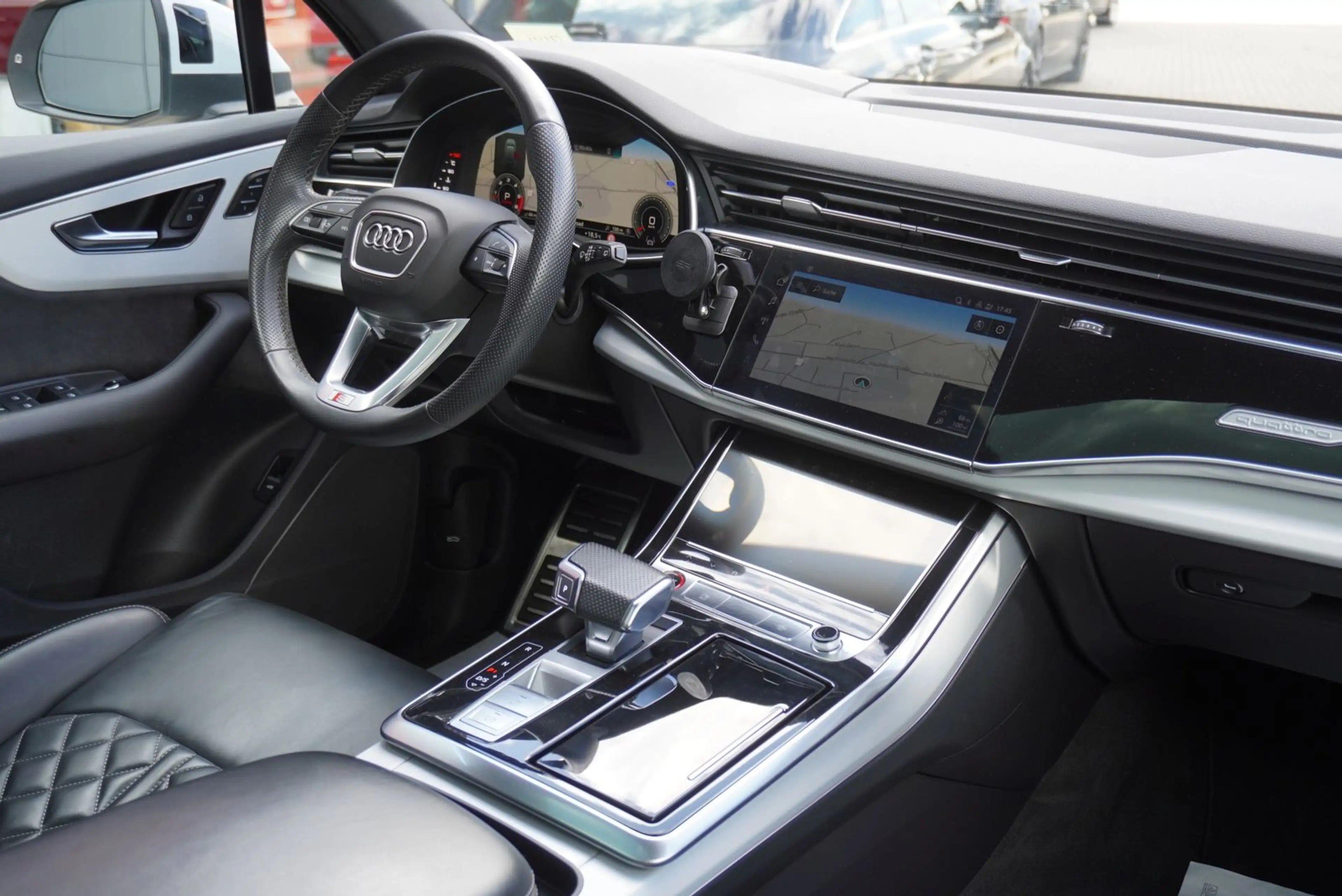 Audi SQ7 4.0 TDI/Pano/S-Sitze/22Zoll/Standhzg/Laser/ — photo 12