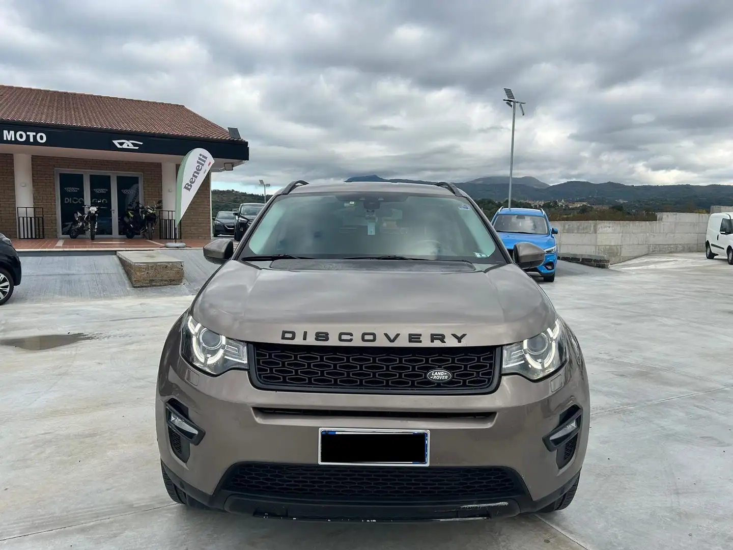 Land Rover Discovery Sport HSE LUXURY Beige - 2