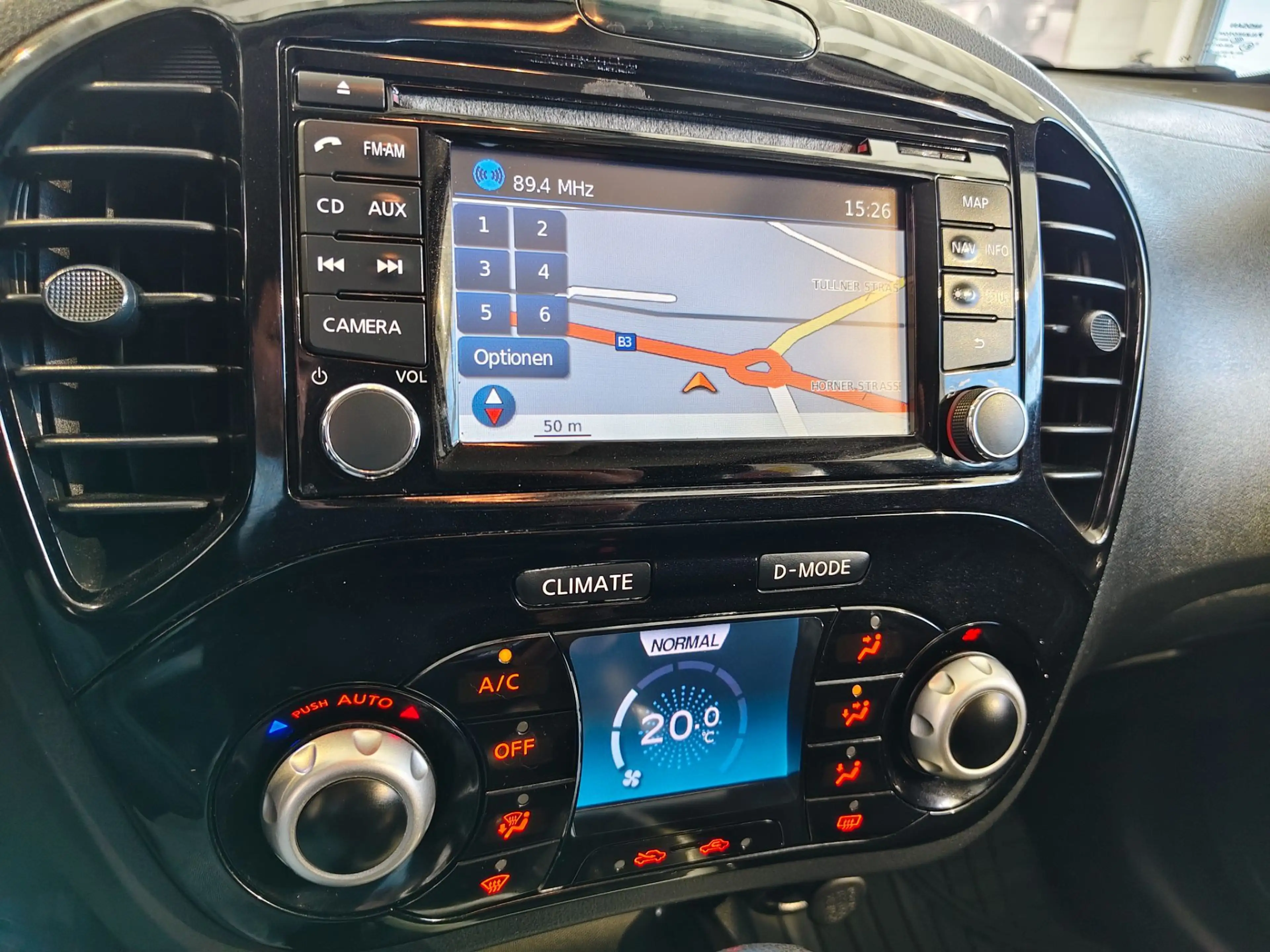 Nissan Juke 1,6 Acenta CVT — photo 10