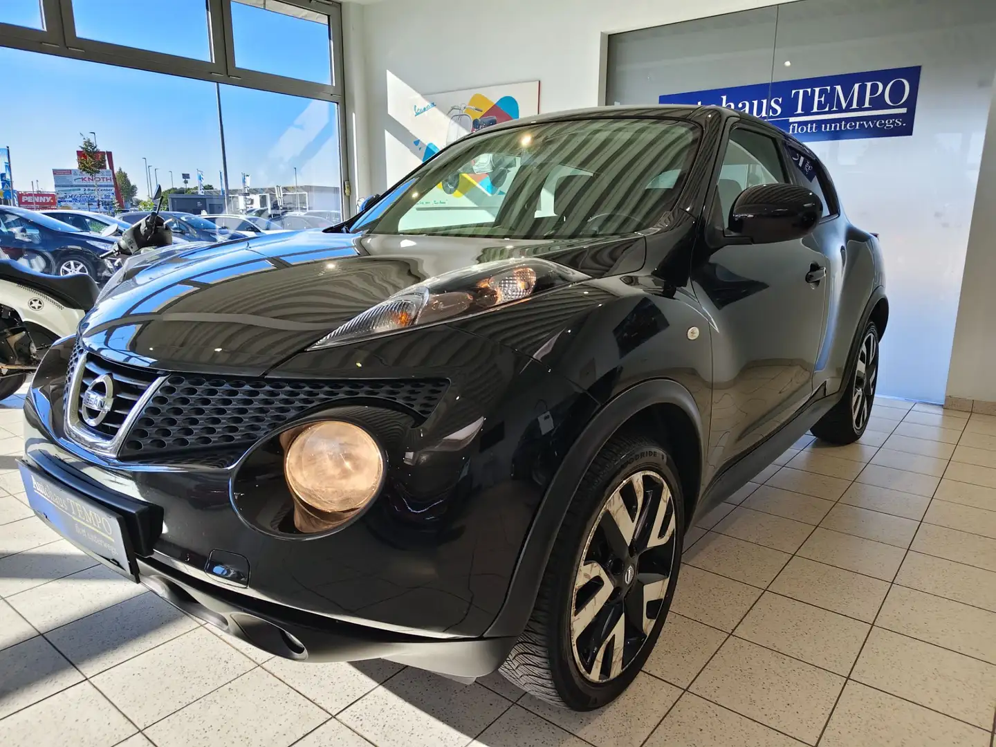 Nissan Juke 1,6 Acenta CVT Schwarz - 2