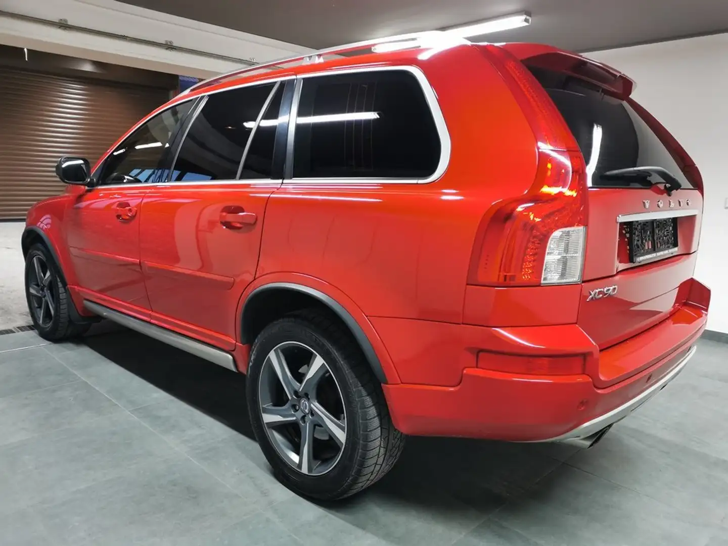 Volvo XC90 Allrad,5 Zylinder,R-Design,el.SD,Alu 19 Zoll,Leder Rot - 1