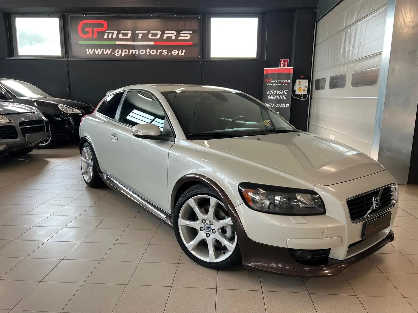 Volvo C30 2.5 T5 SUMMUM 220CV LIMITED EDITION ! Zilver - 1