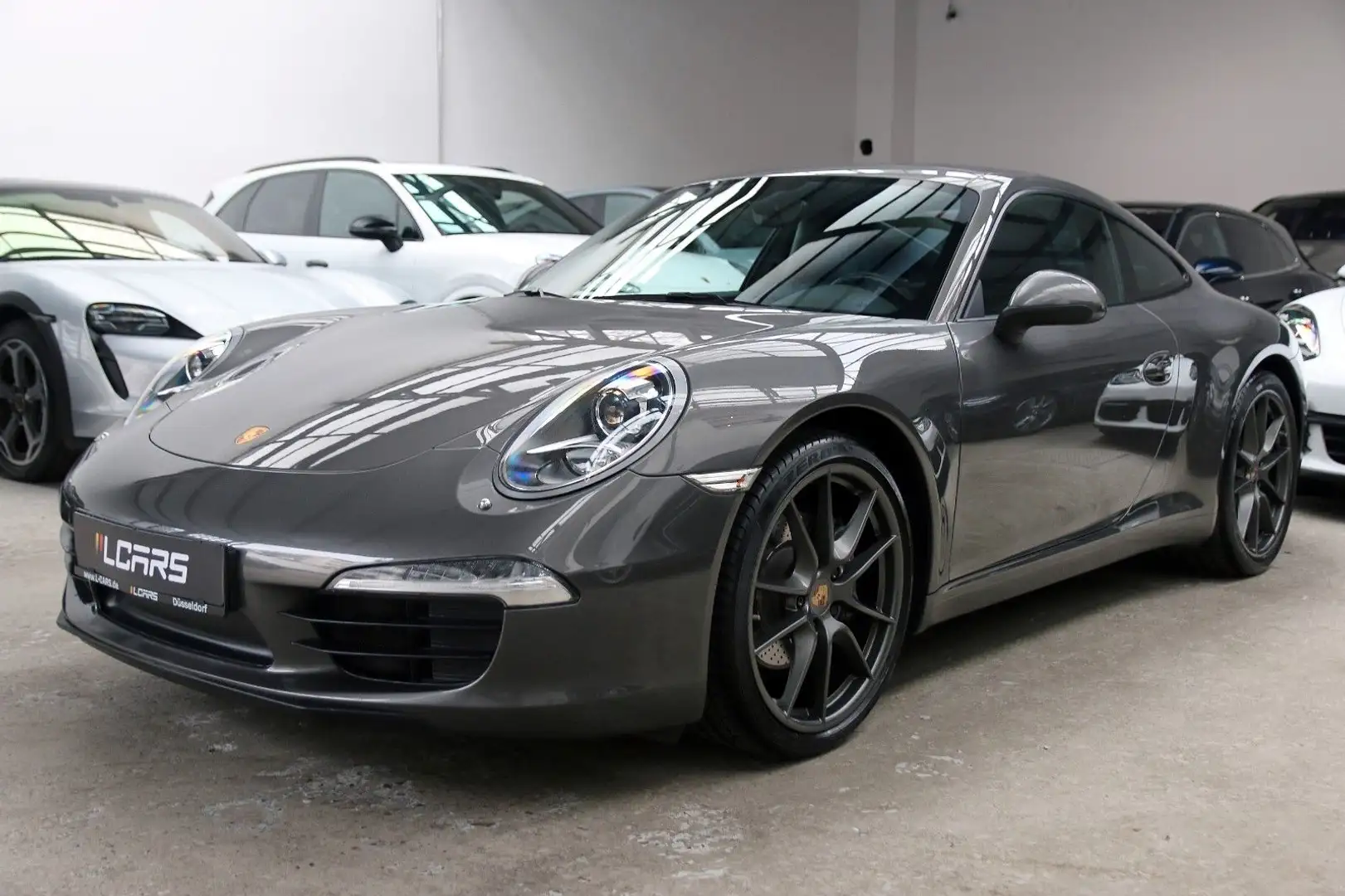 Porsche 991 Carrera PDK Sportabgasanlage Schiebedach 20" Grau - 2