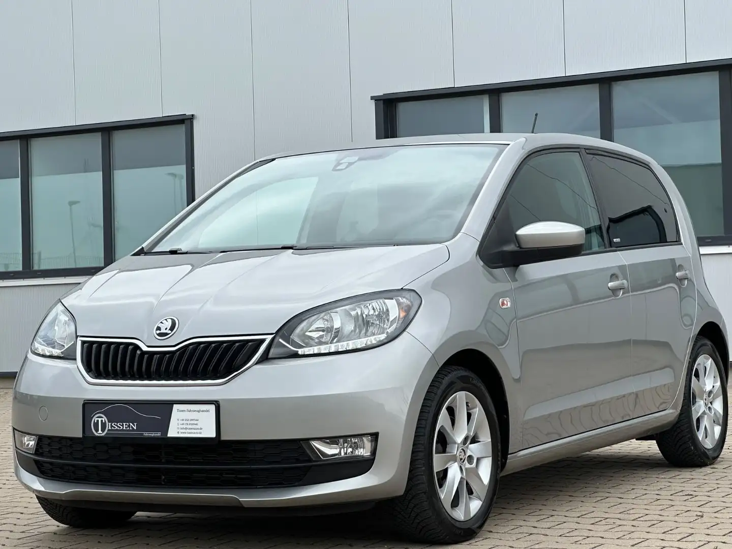 Skoda Citigo Clever Automatik PDC SHZ Temp DAB LM 2.Hd Silber - 1
