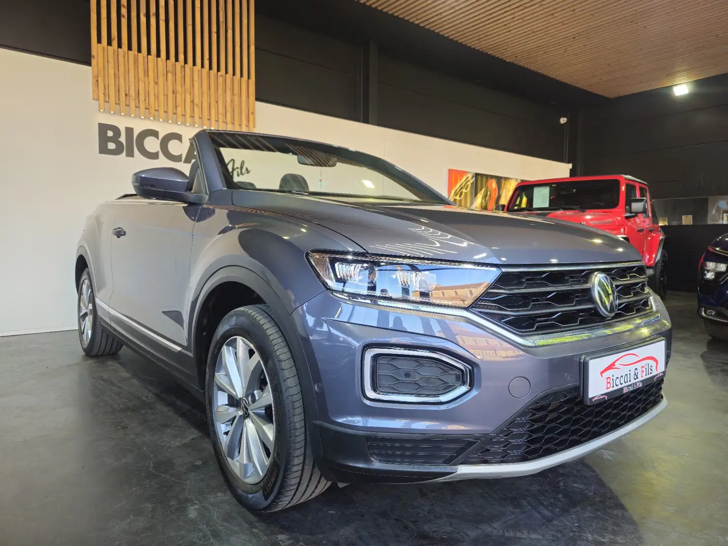Volkswagen T-Roc Cabriolet 1.5 TSI Style DSG Gris - 2