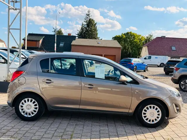 Opel Corsa view 7