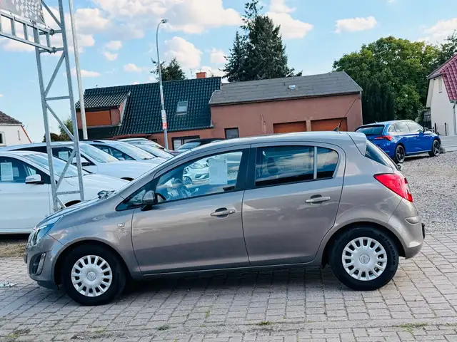 Opel Corsa view 4