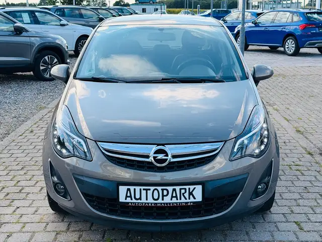 Opel Corsa view 2