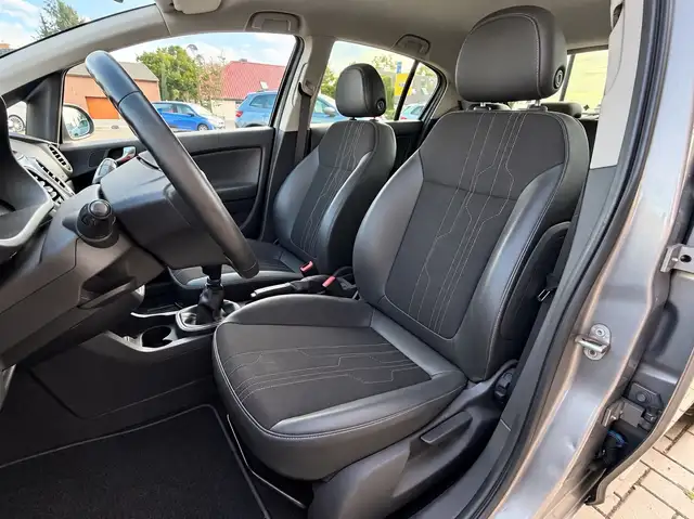 Opel Corsa view 8