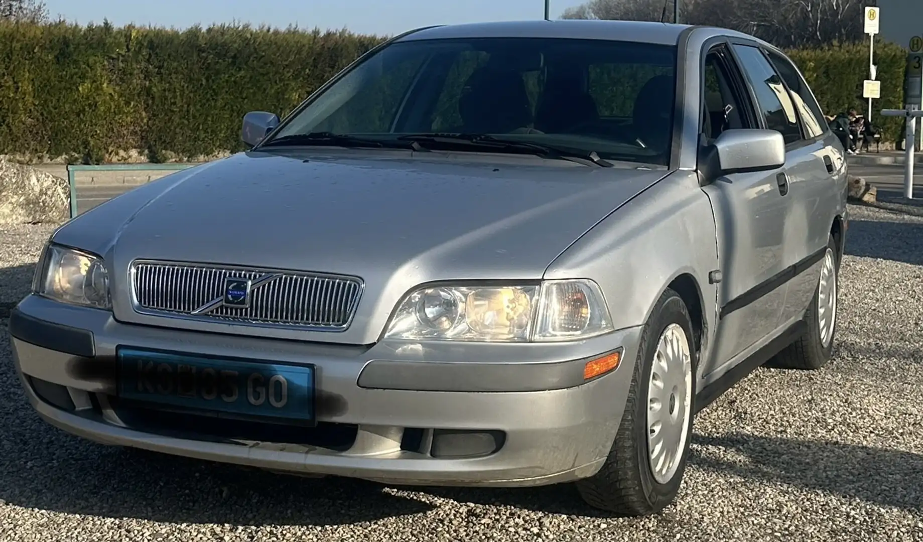 Volvo V40 1.9 D Comfort +43 688 64406892 - 2