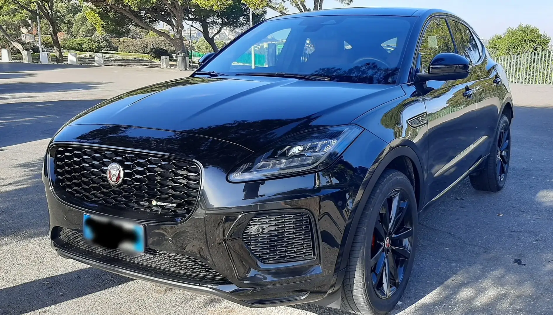 Jaguar E-Pace 2.0 P300 Sport awd auto Black - 2