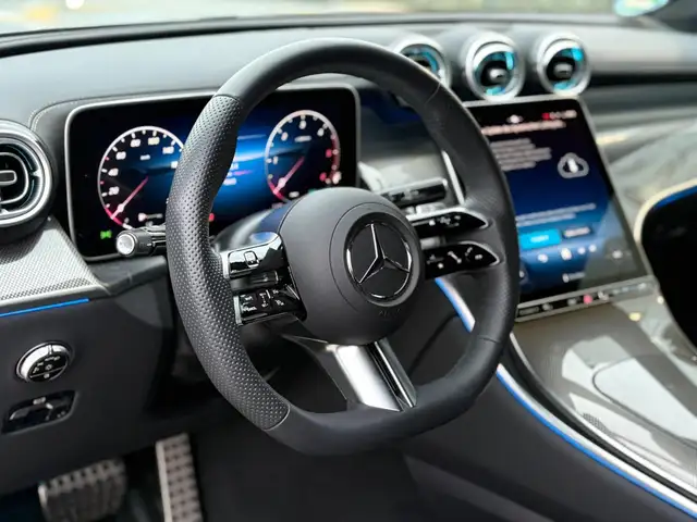 Mercedes-Benz GLC view 7