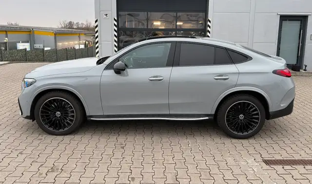 Mercedes-Benz GLC view 6