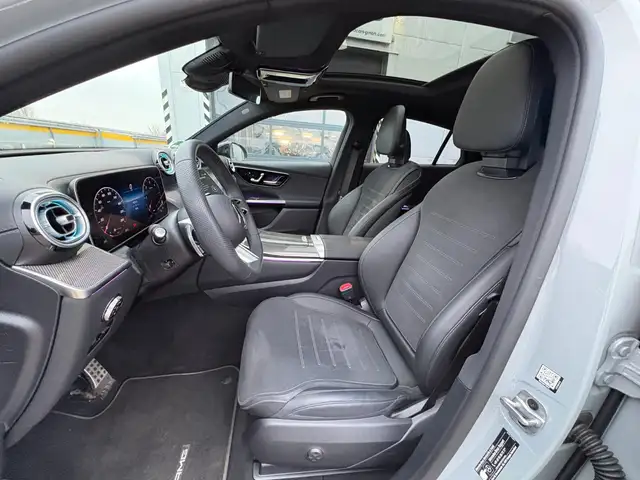 Mercedes-Benz GLC view 9