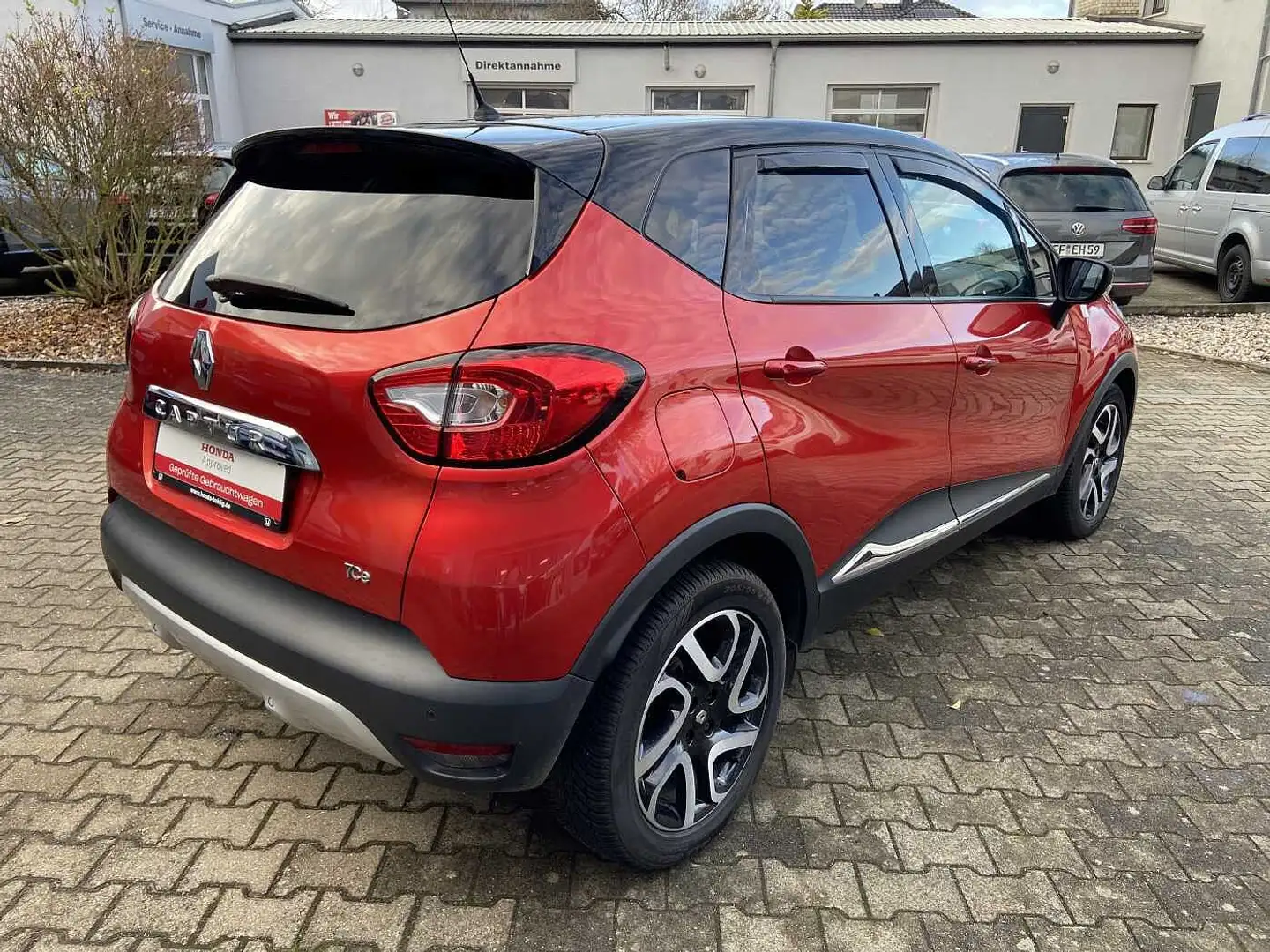 Renault Captur TCe 120 EDC Helly Hansen Allwetter Rouge - 2